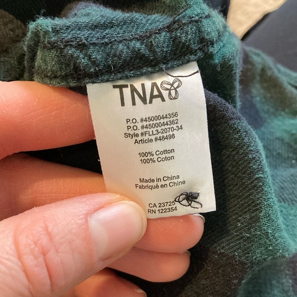 TNA Green and Black Button Down Shirt with Hood - Picture 13 of 13